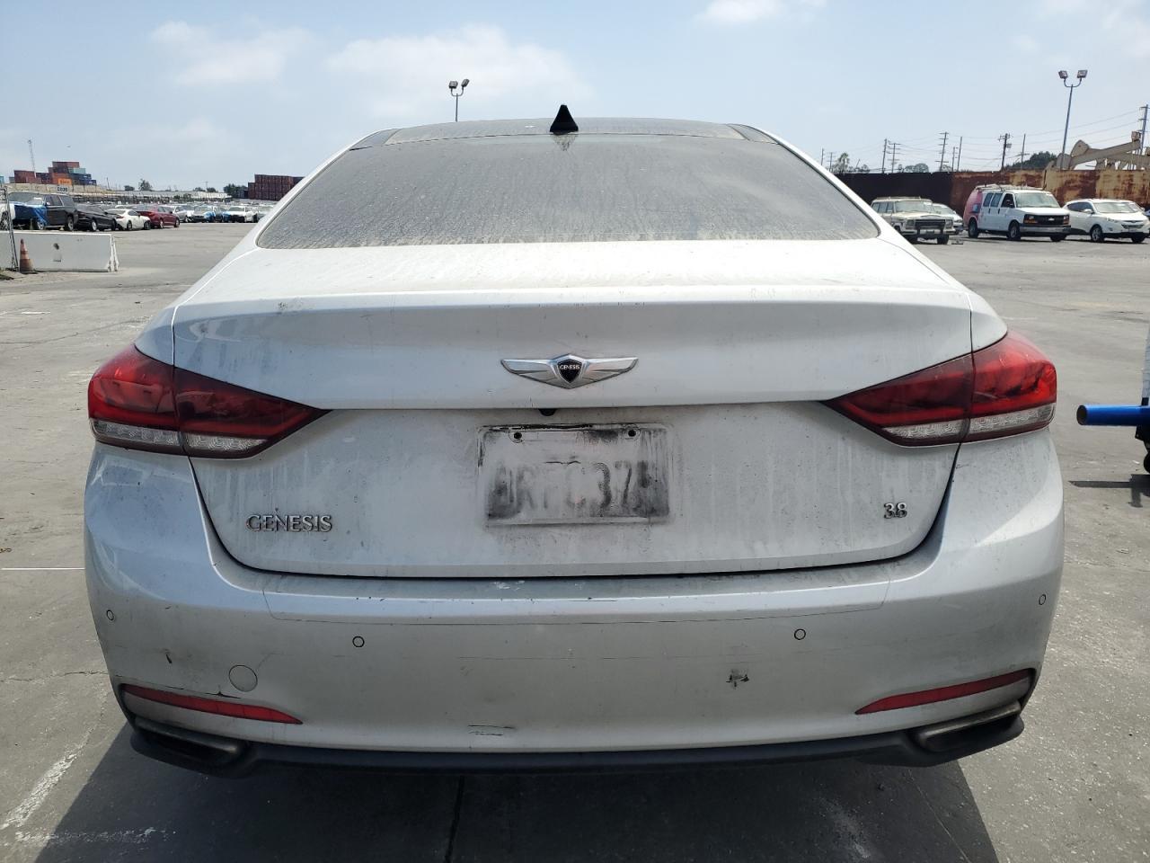 2016 Hyundai Genesis 3.8L - Фото 6