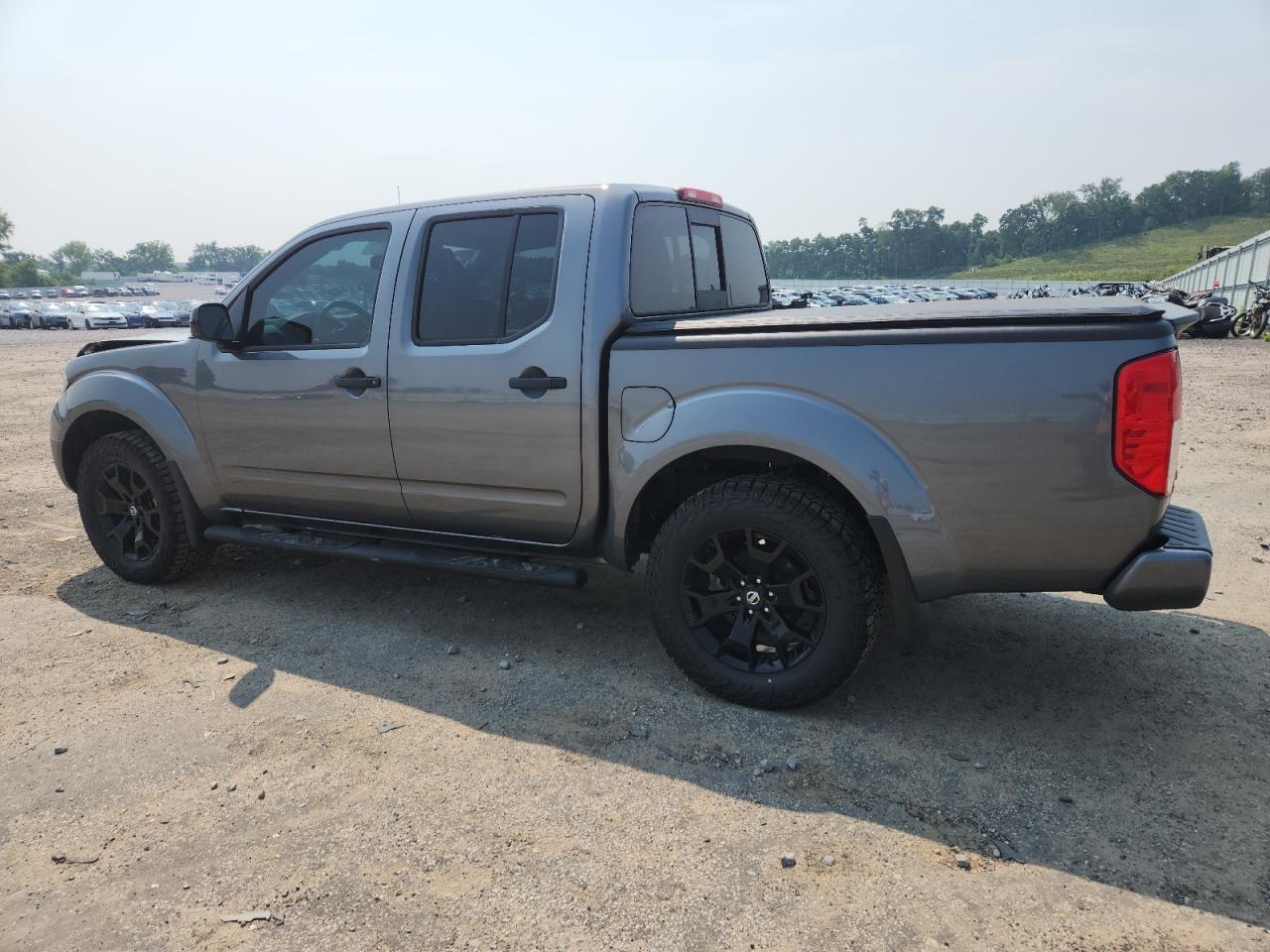 2020 Nissan Frontier S - Image 2