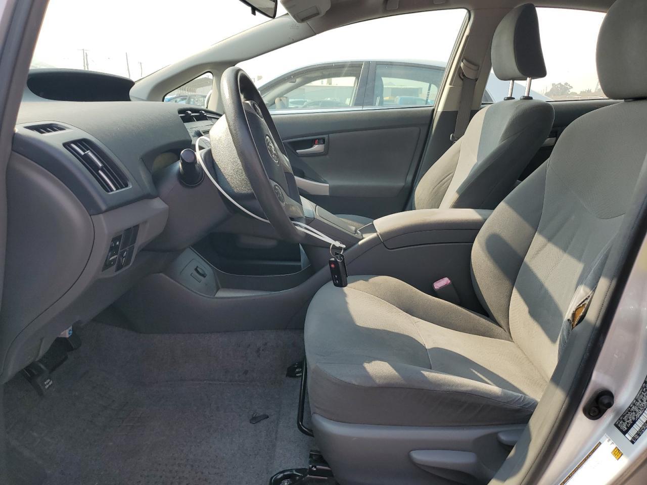 2010 Toyota Prius - Image 7