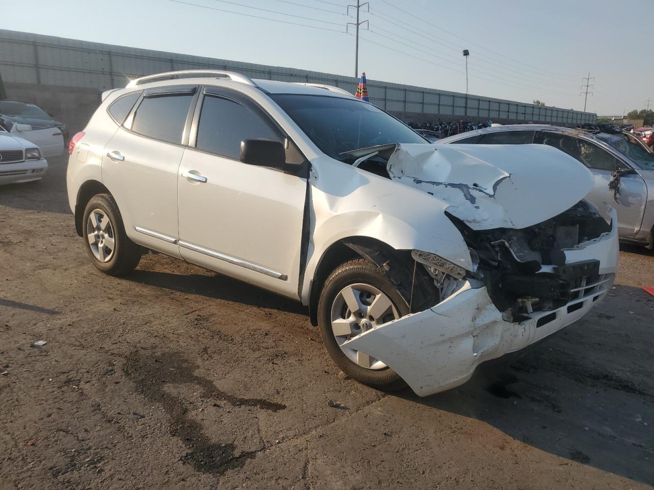 2015 Nissan Rogue Select S - Фото 4