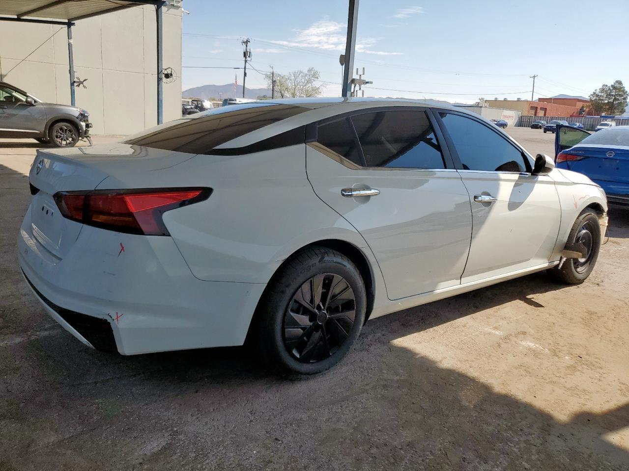 2021 Nissan Altima S - Фото 3