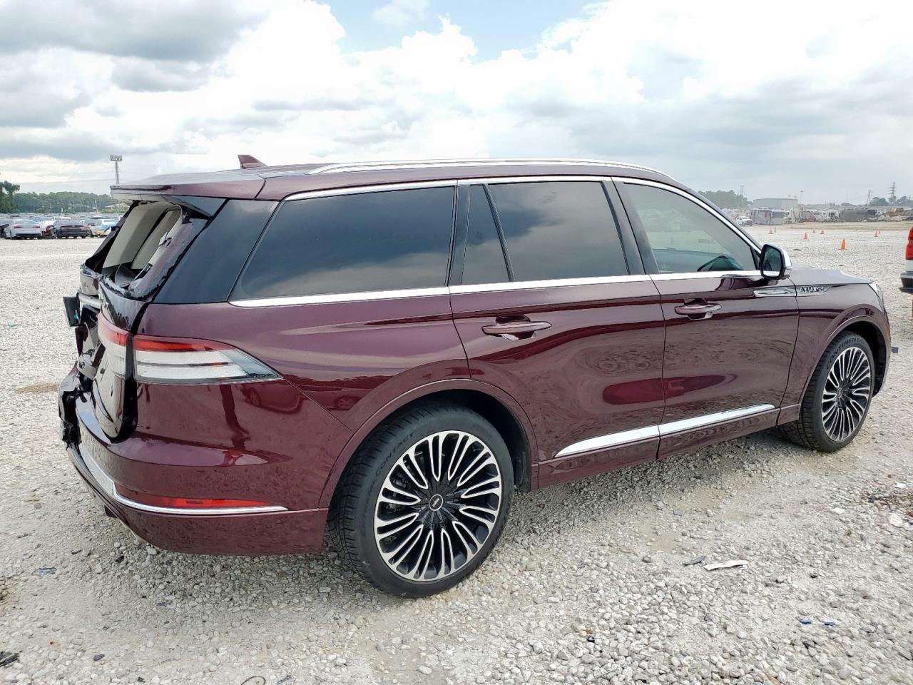 2020 Lincoln Aviator Black Label - Фото 3