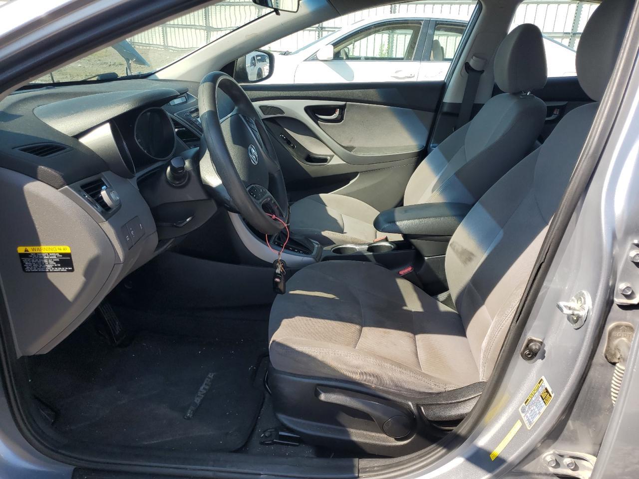2016 Hyundai Elantra Se - Фото 7