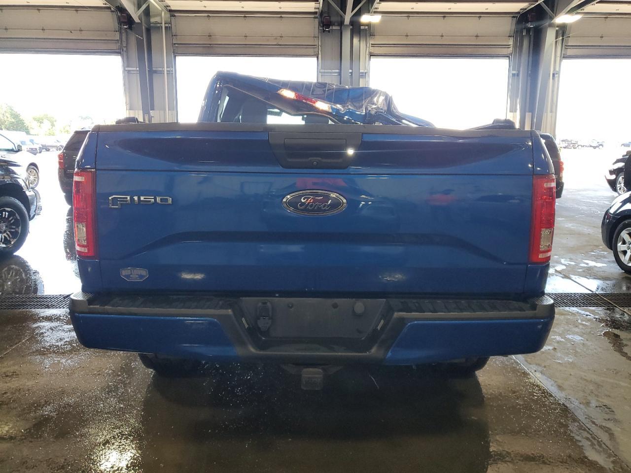 2017 Ford F150 Supercrew - Image 6