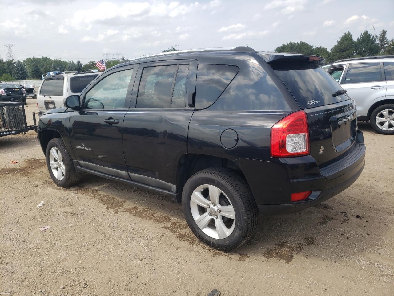 2011 Jeep Compass Sport - Фото 2