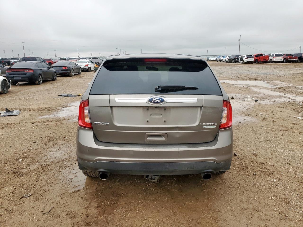 2012 Ford Edge Limited - Image 6