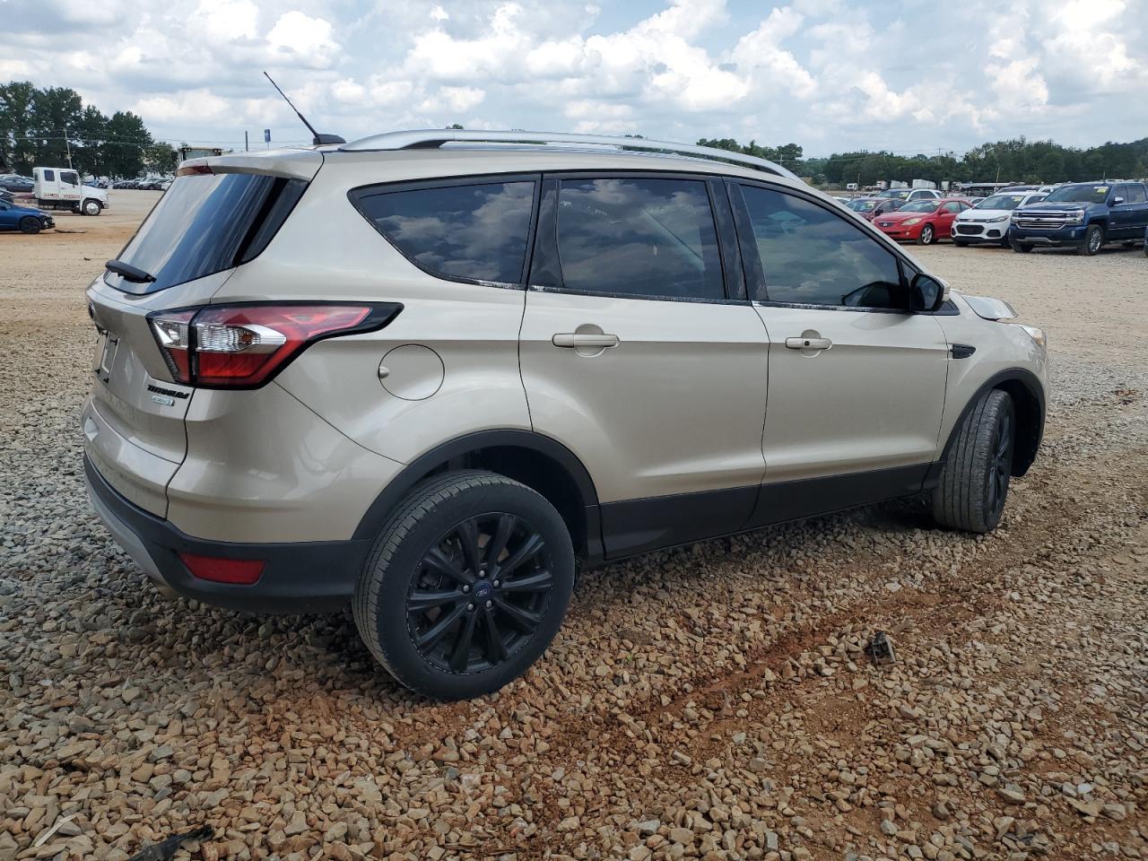 2017 Ford Escape Titanium - Фото 3