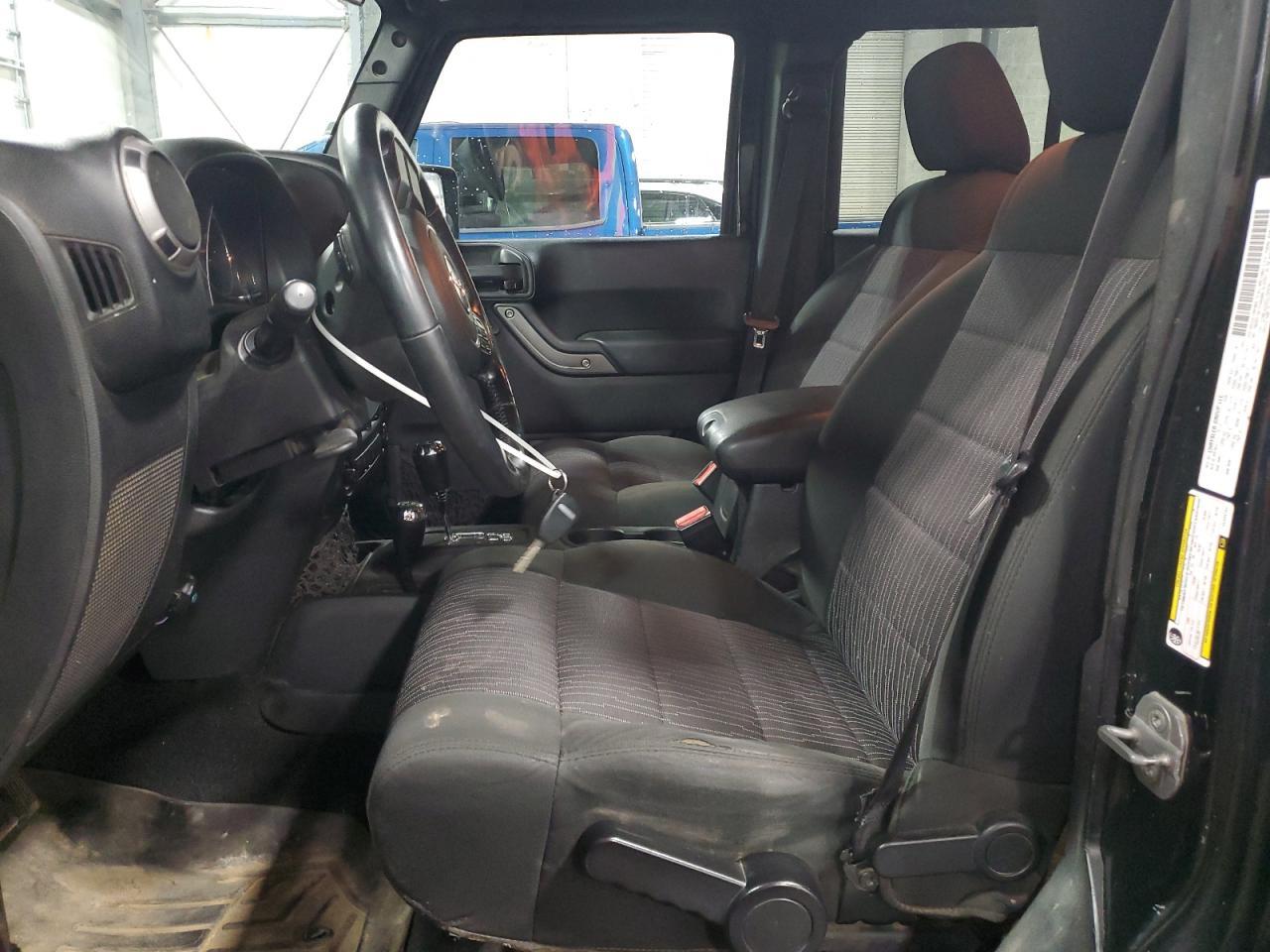 2012 Jeep Wrangler Unlimited Sport - Фото 7