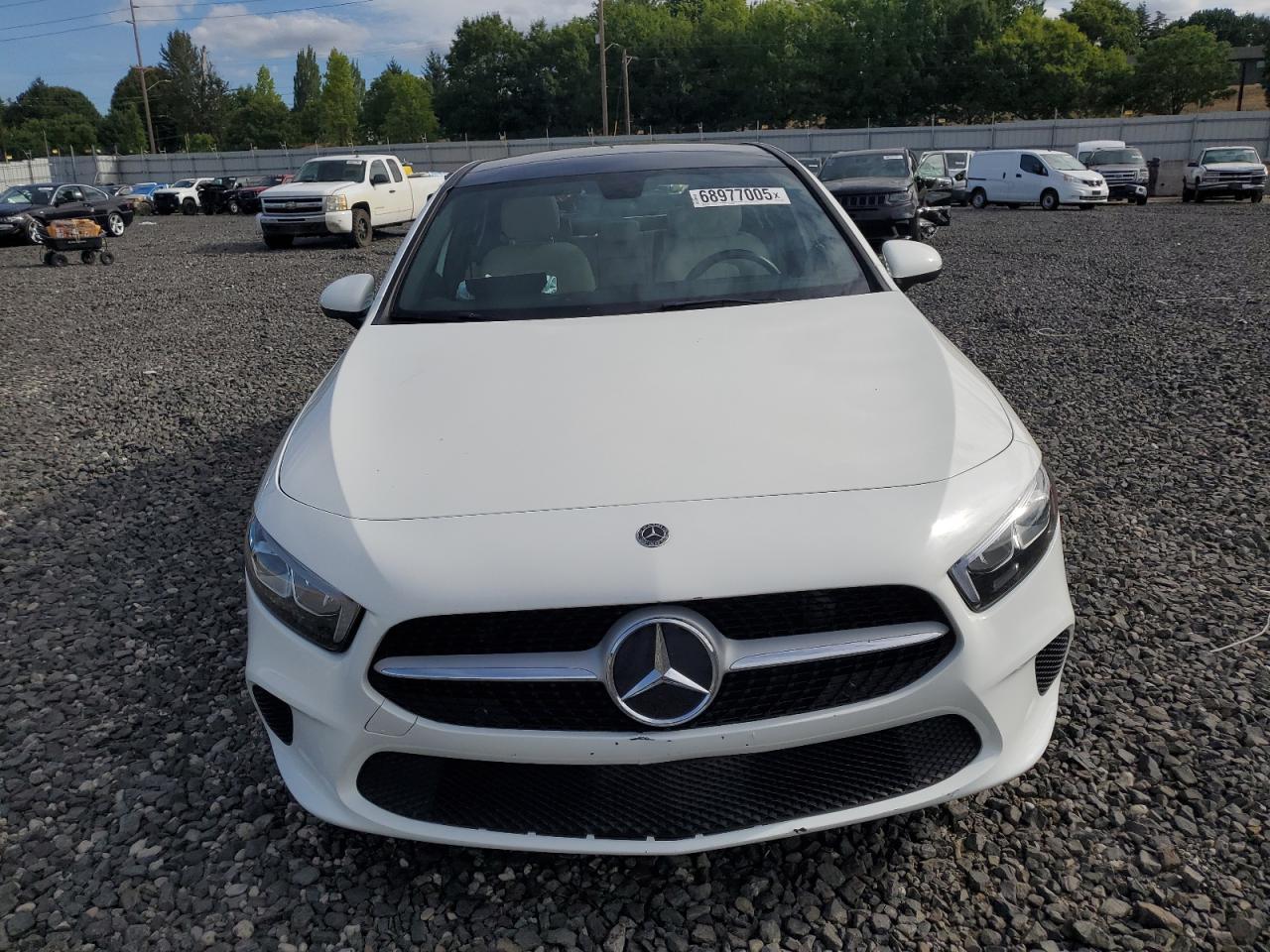 2019 Mercedes-Benz A 220 - Image 5