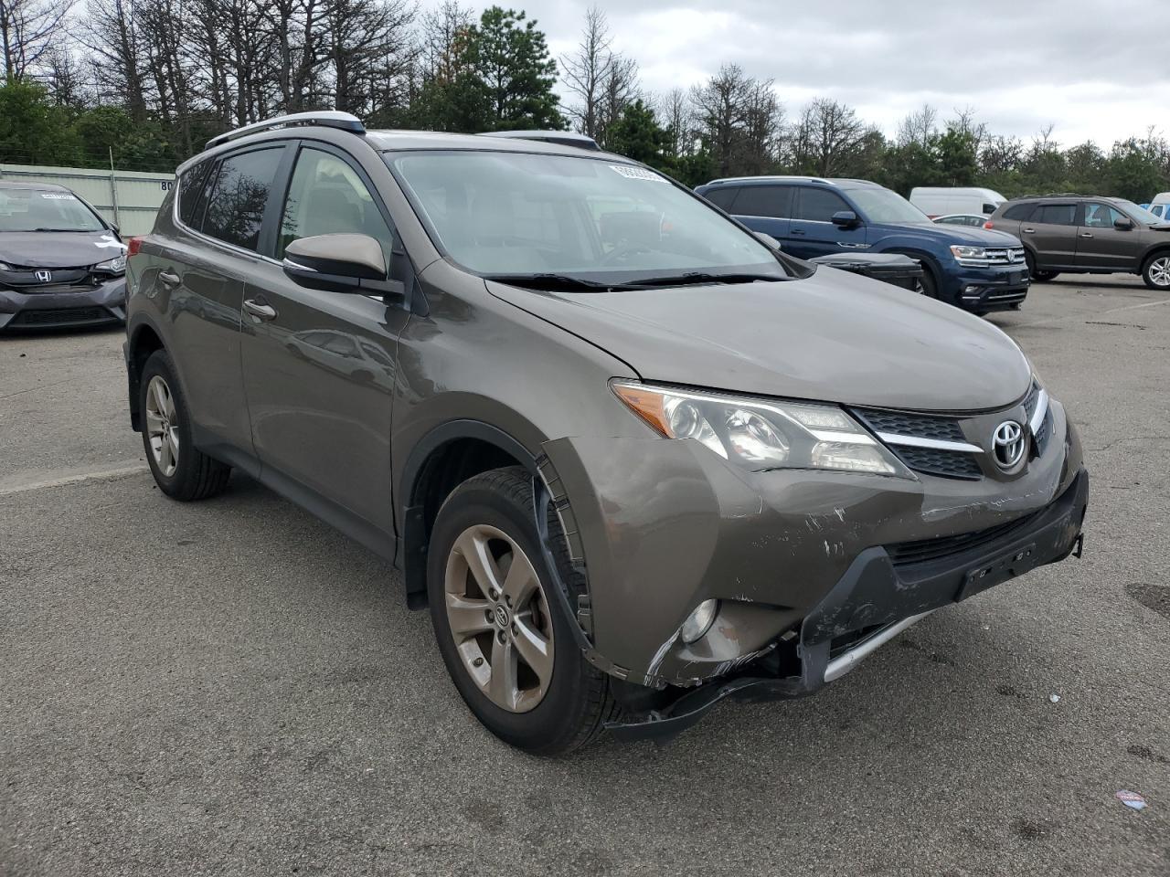 2015 Toyota Rav4 Xle - Image 4