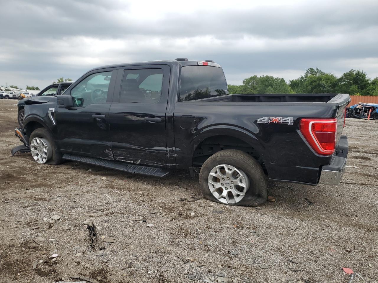 2023 Ford F150 Supercrew - Фото 2