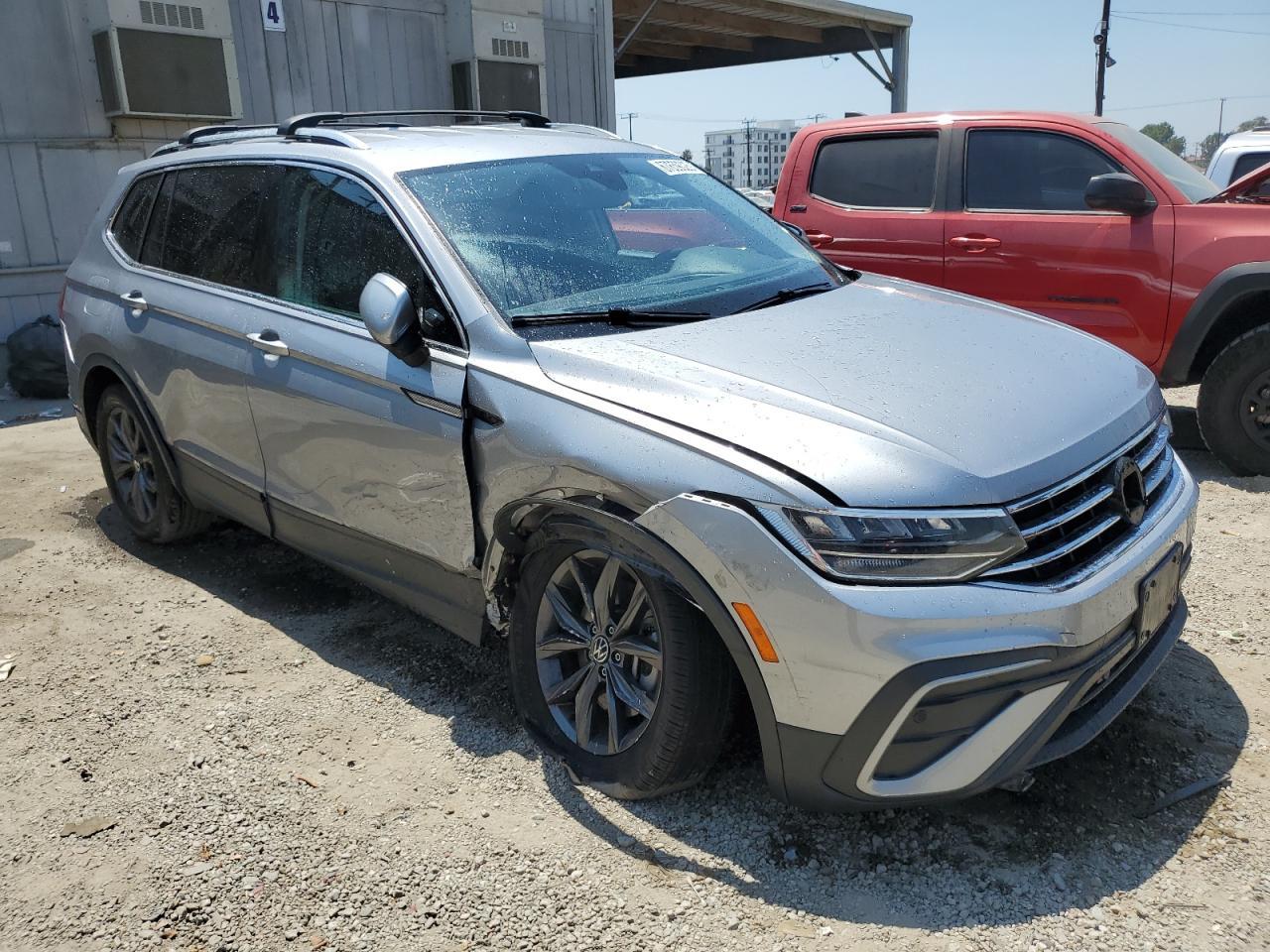 2022 Volkswagen Tiguan Se - Фото 4