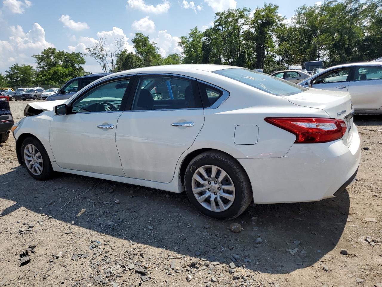 2017 Nissan Altima 2.5 - Image 2