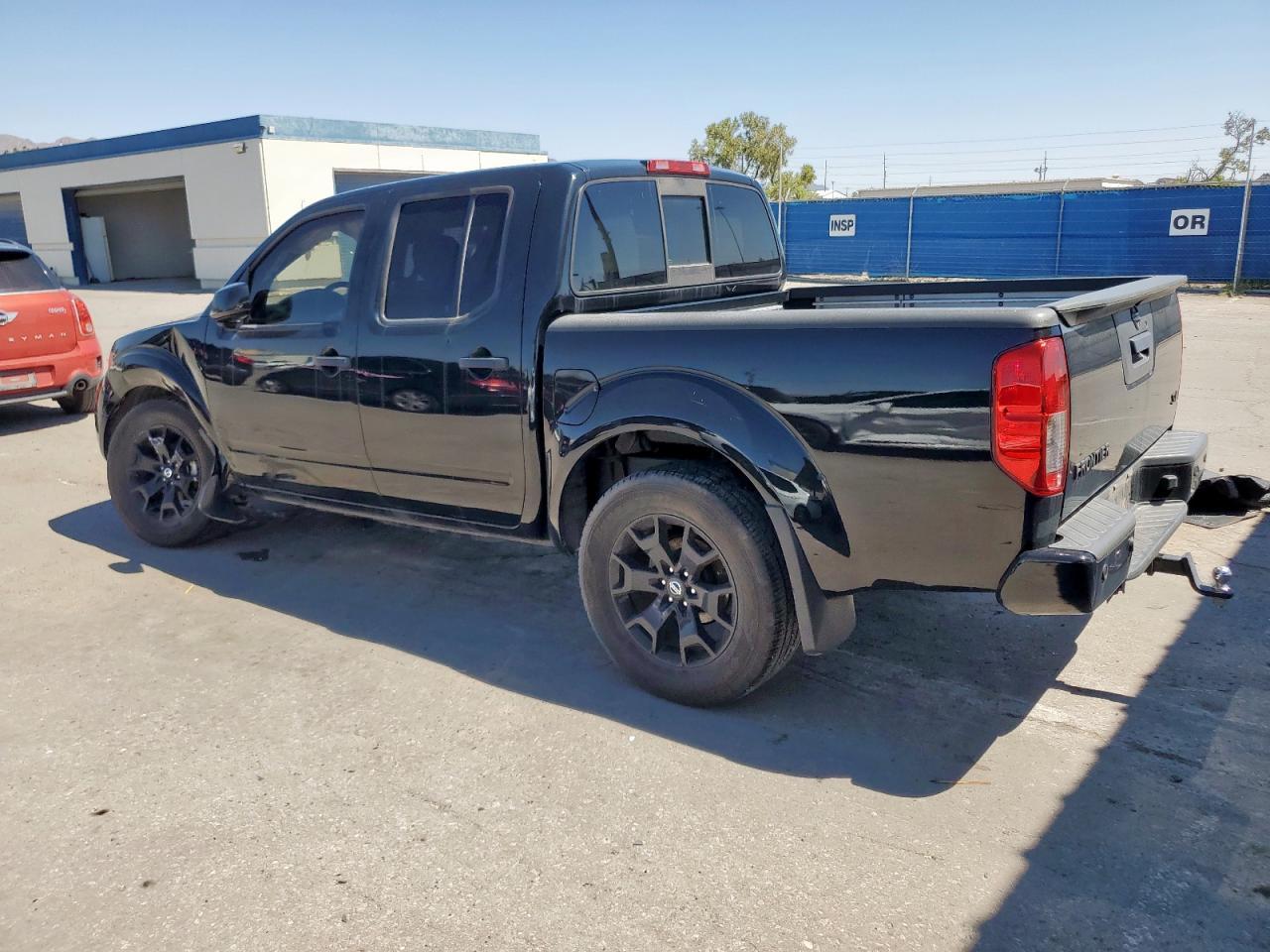 2020 Nissan Frontier S - Фото 2