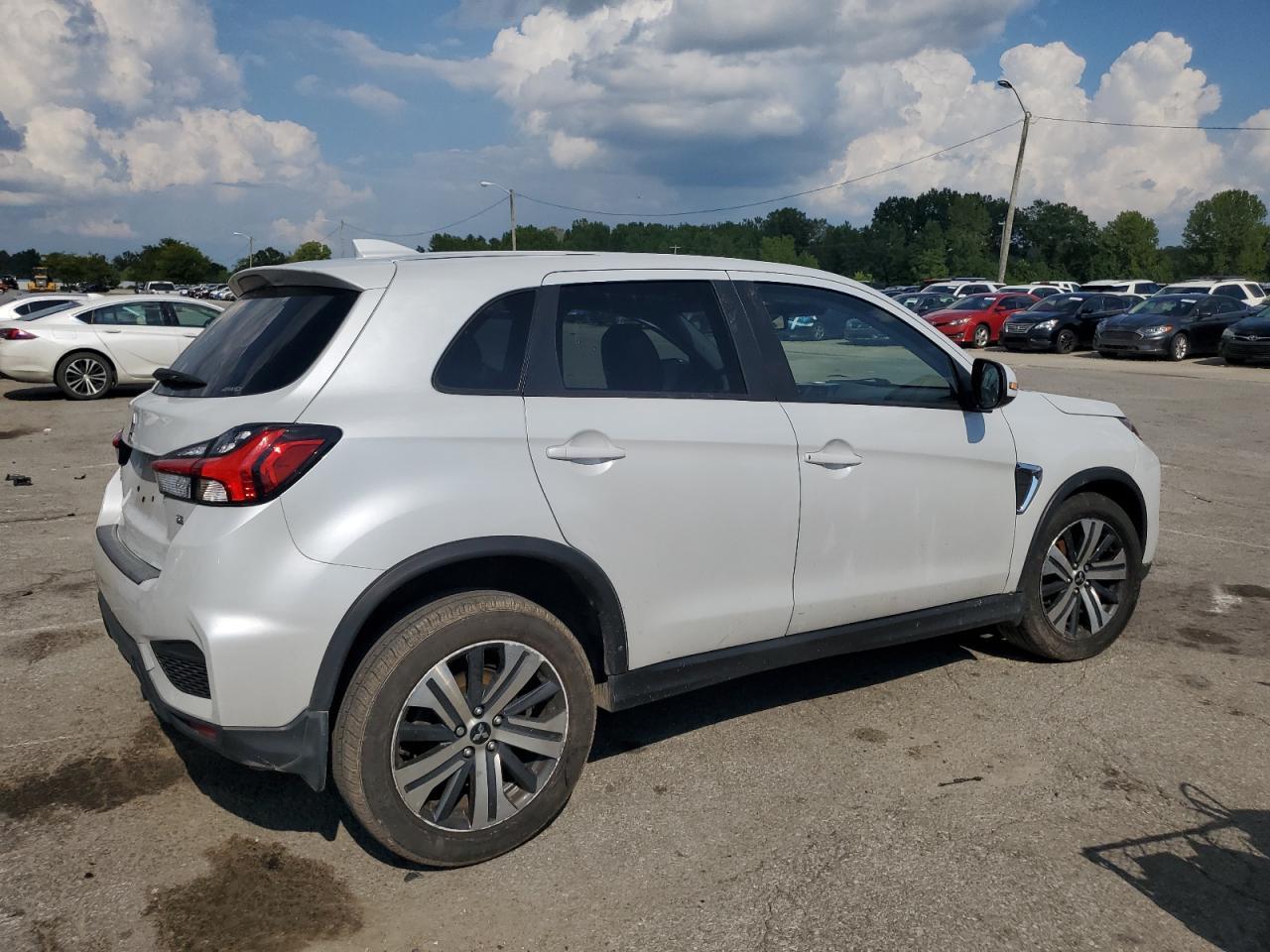 2023 Mitsubishi Outlander Sport S/Se - Image 3