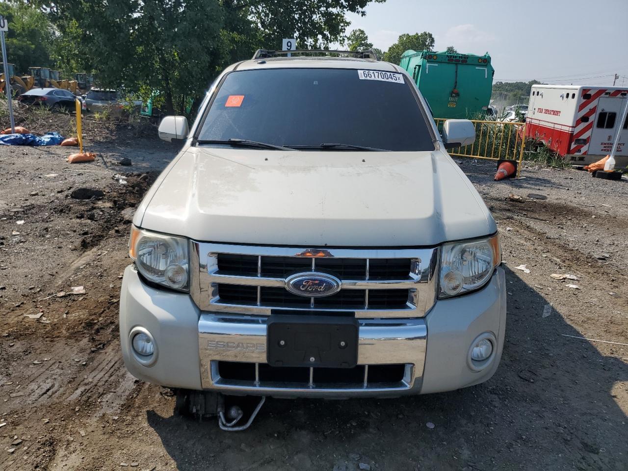 2009 Ford Escape Limited - Image 5