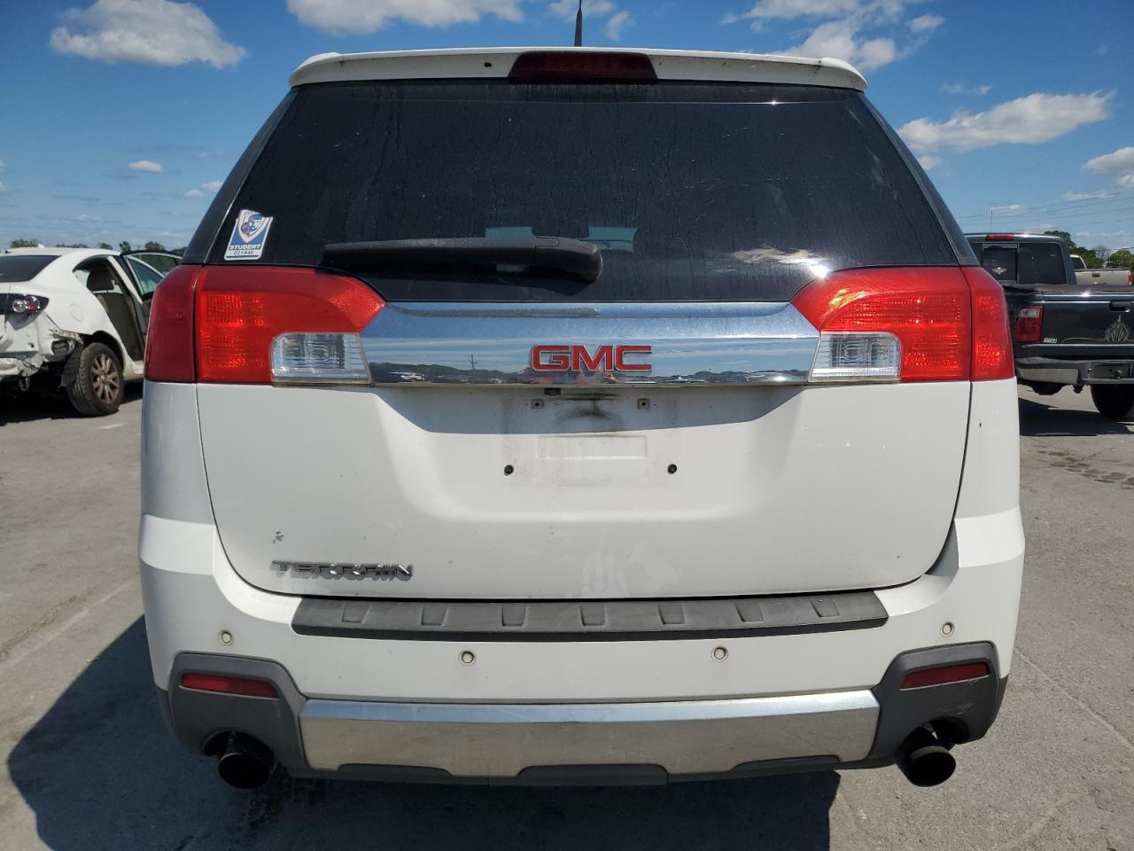 2010 GMC Terrain Slt - Image 6