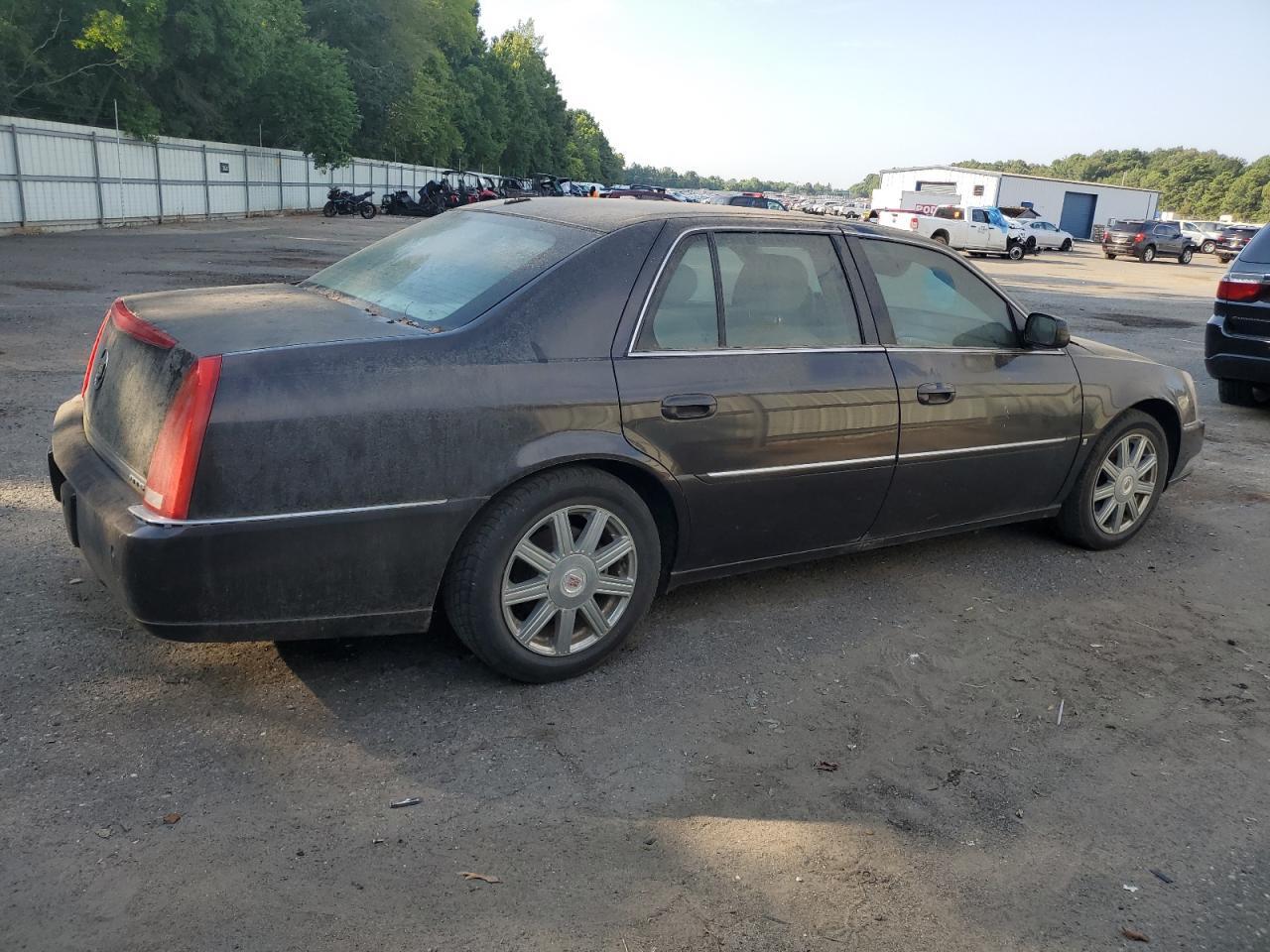 2008 Cadillac Dts - Image 3