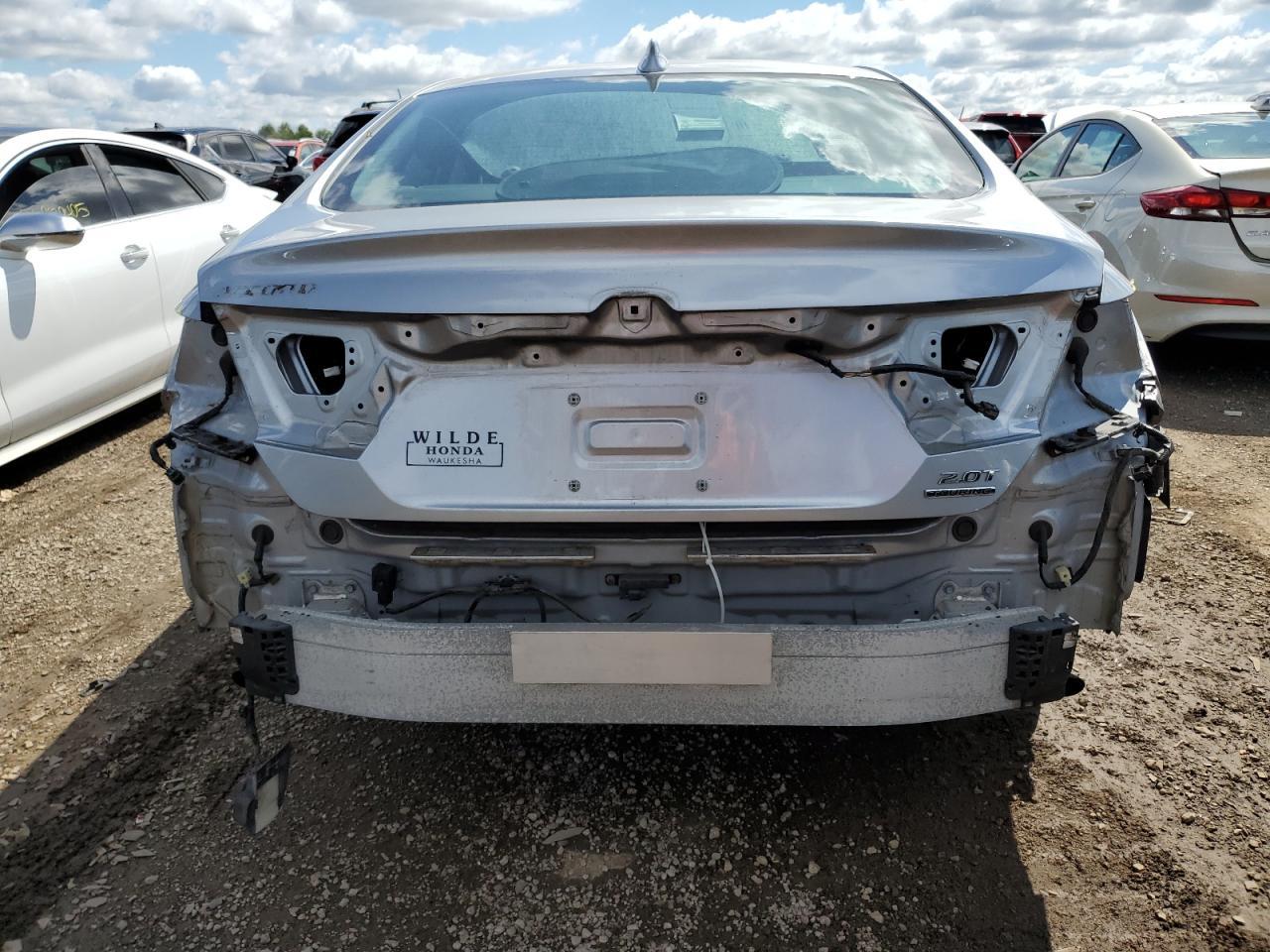 2019 Honda Accord Touring - Фото 6