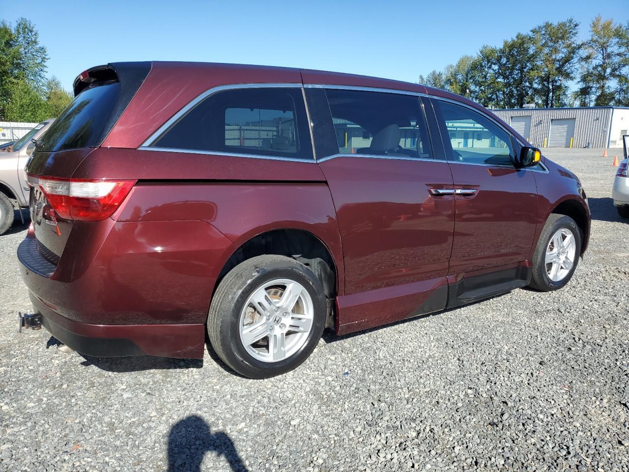 2012 Honda Odyssey Touring - Фото 3