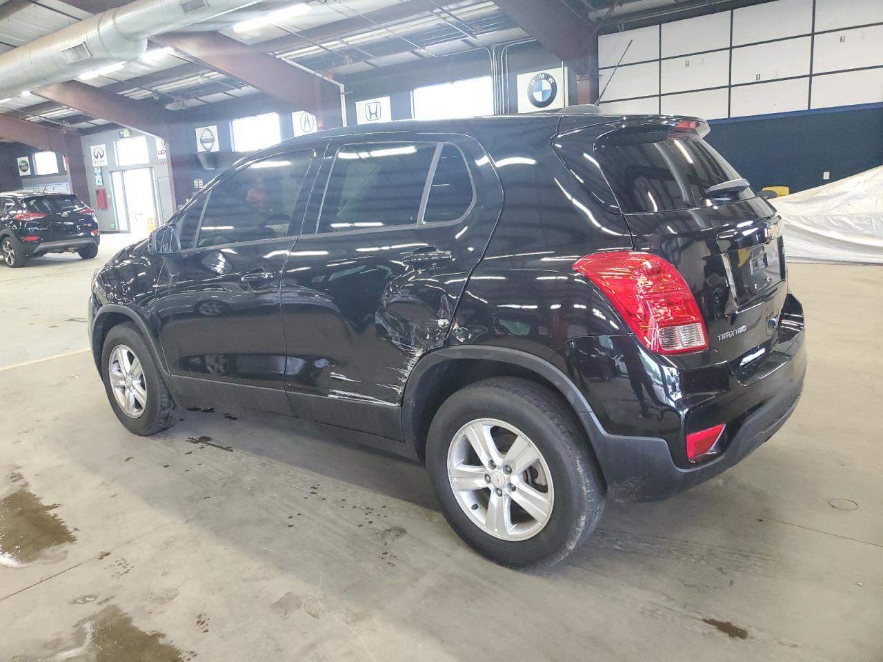 2020 Chevrolet Trax Ls - Фото 2