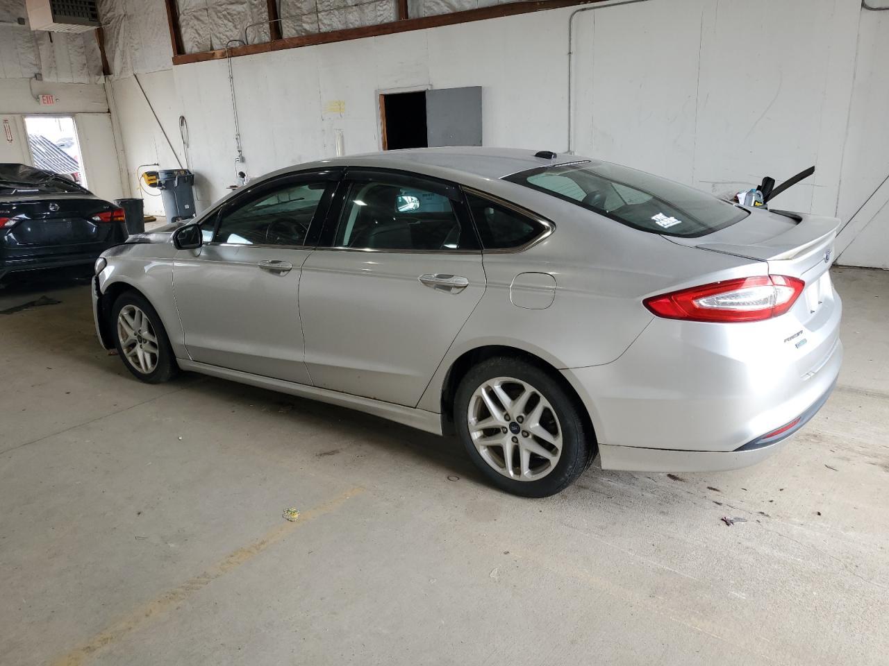 2013 Ford Fusion Se - Image 2