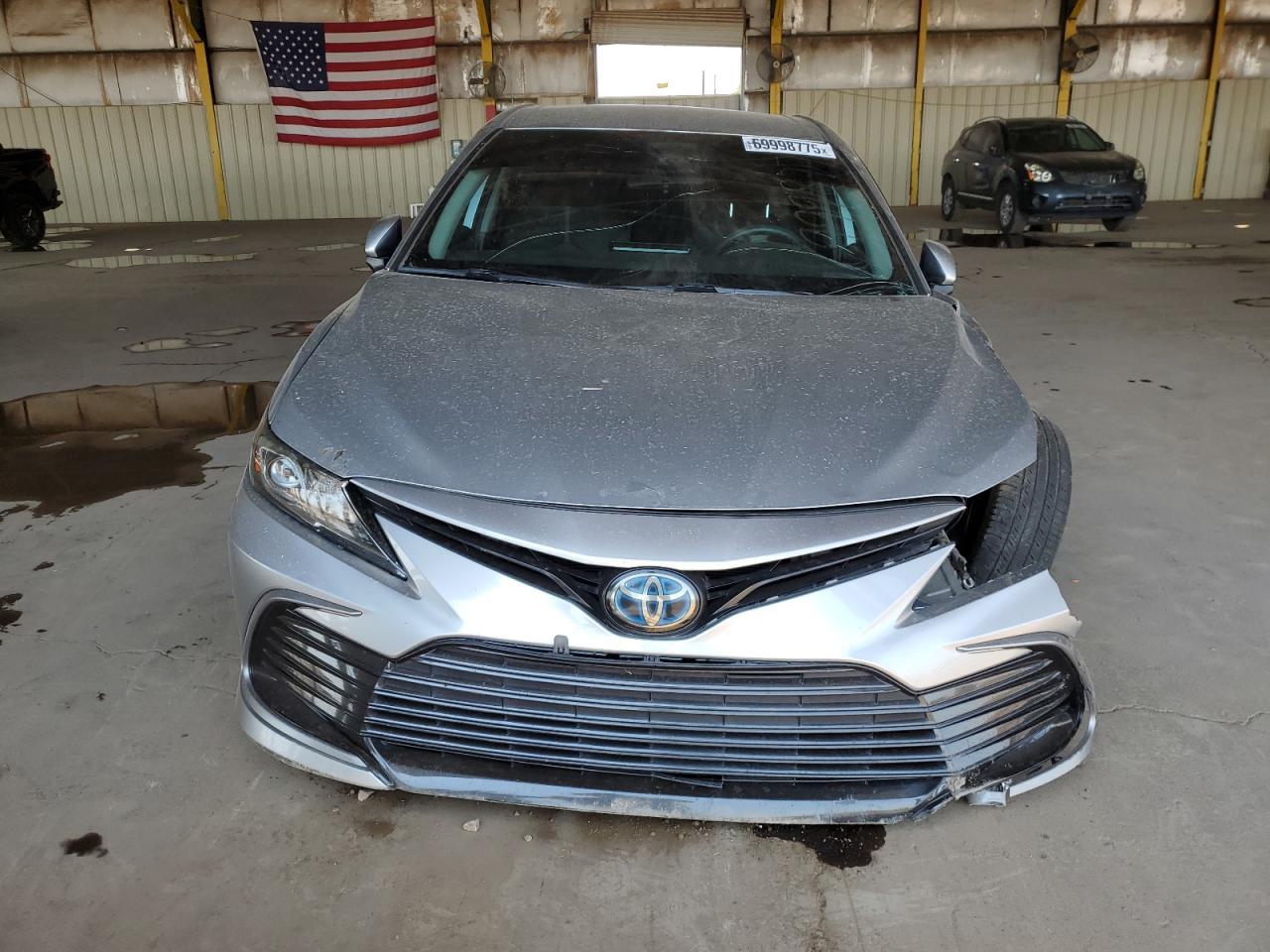 2021 Toyota Camry Le - Фото 5