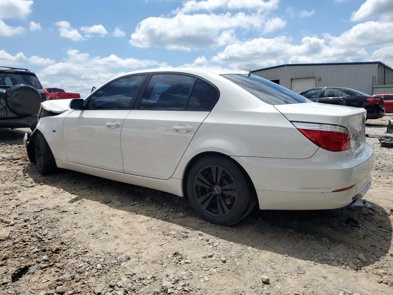 2009 BMW 528 I - Фото 2