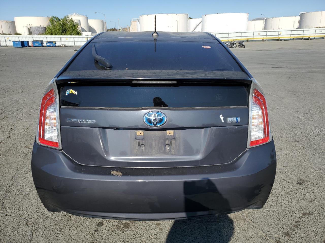 2014 Toyota Prius - Фото 6