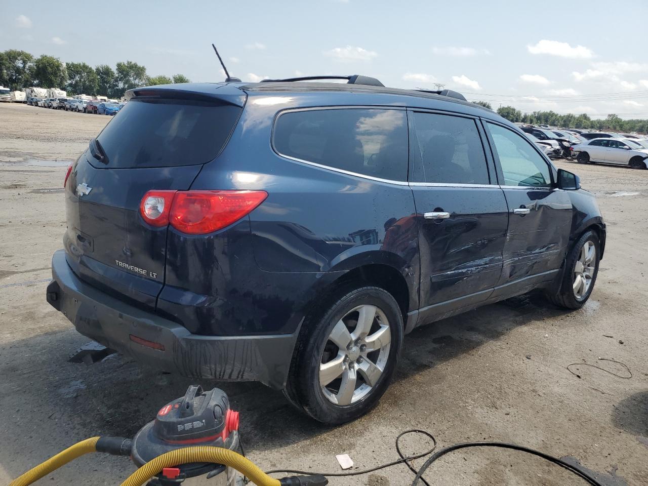 2012 Chevrolet Traverse Lt - Фото 3