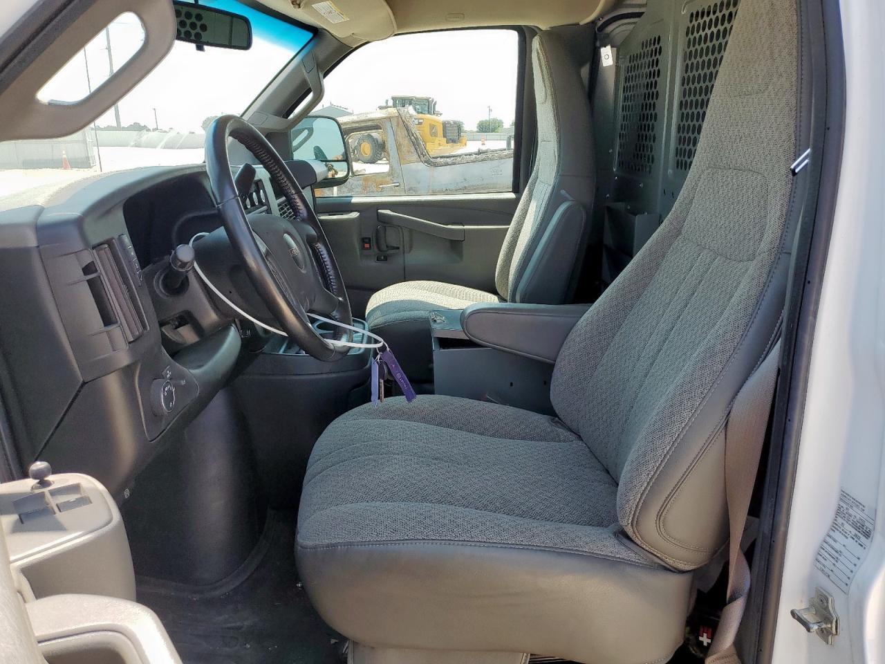 2022 GMC Savana G2500 - Image 7