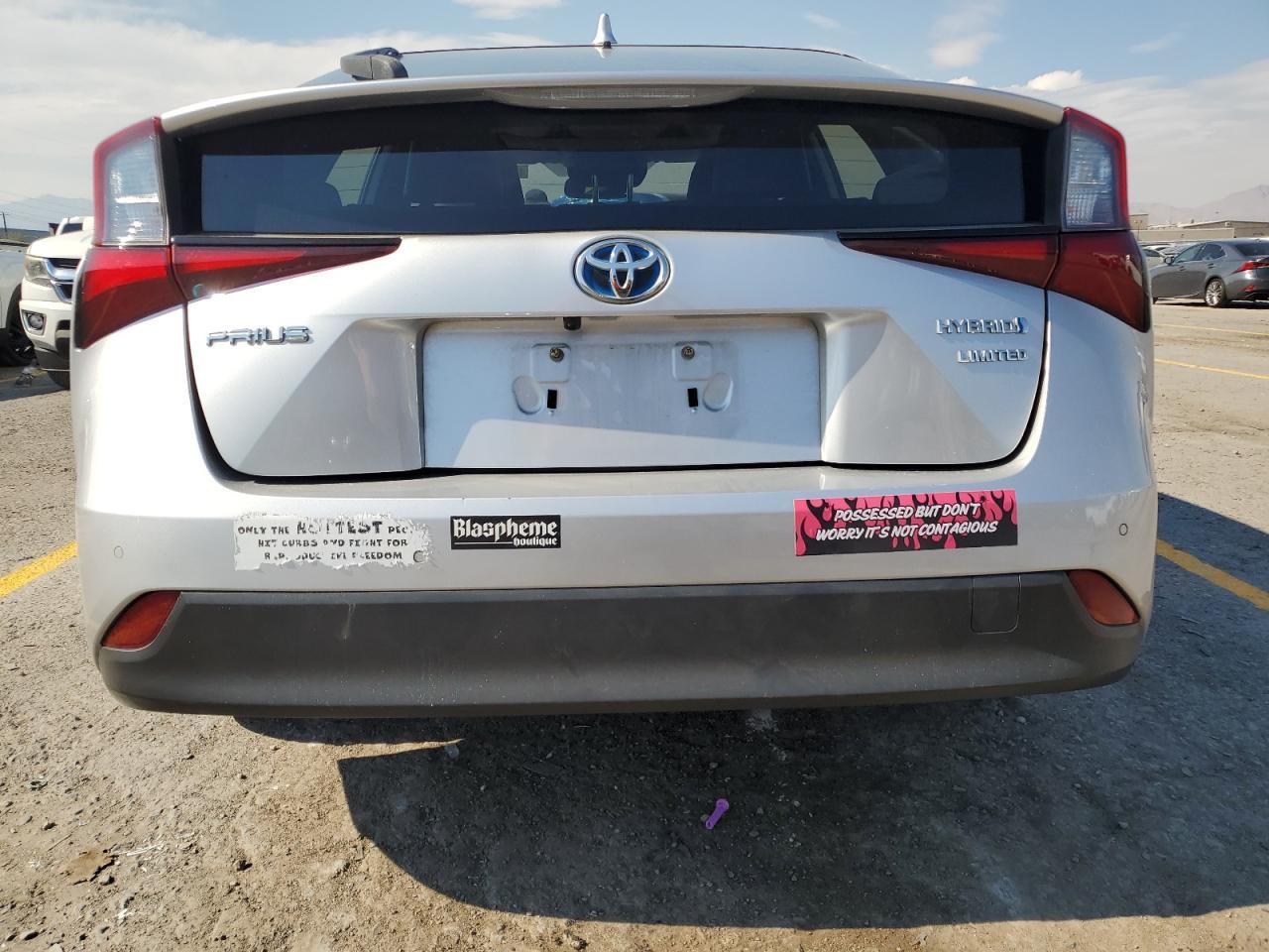 2019 Toyota Prius - Image 6