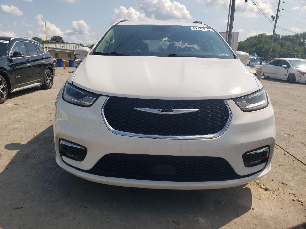 2022 Chrysler Pacifica Touring L - Фото 5