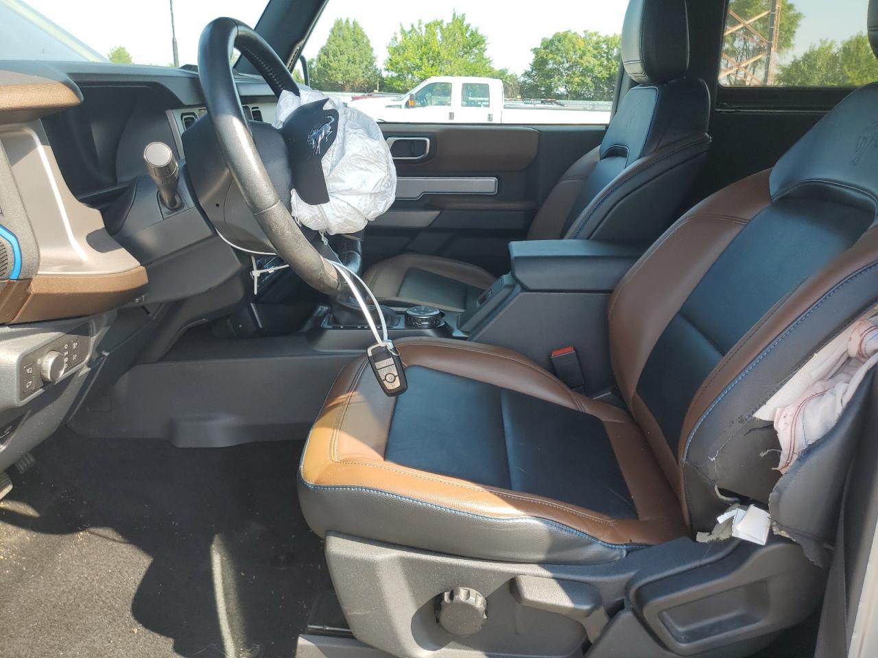 2022 Ford Bronco Base - Фото 7