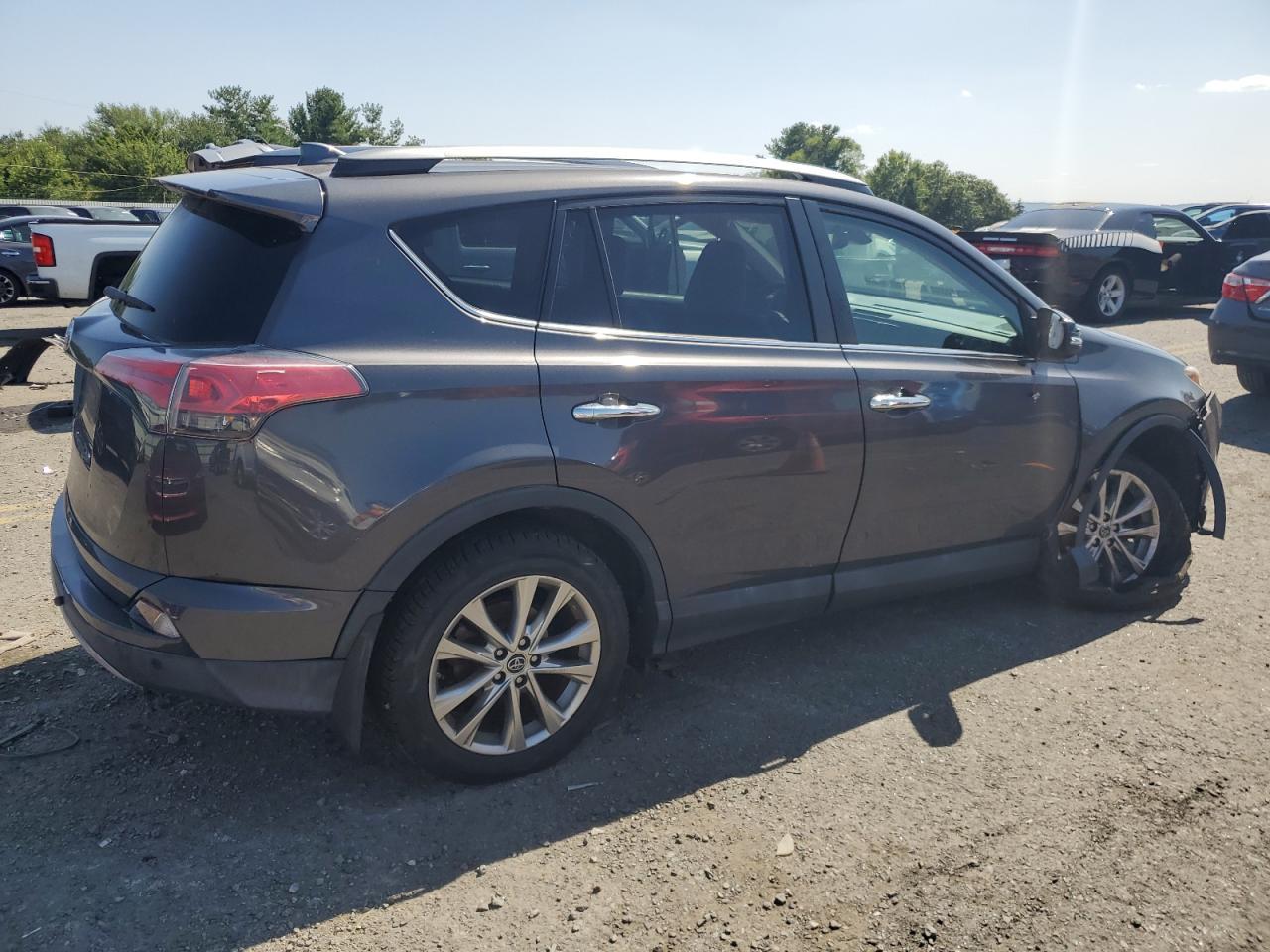 2017 Toyota Rav4 Limited - Фото 3