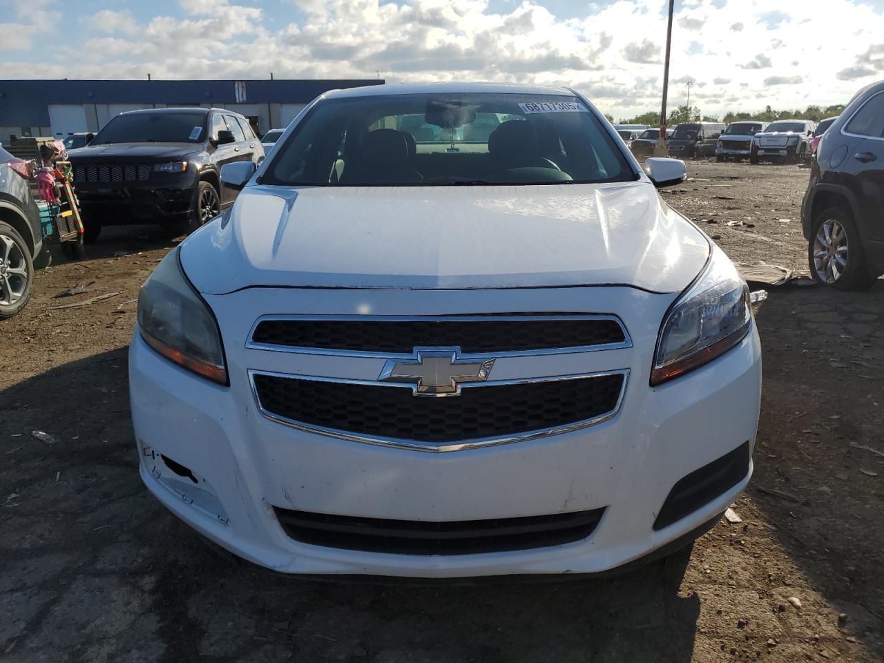 2015 Chevrolet Malibu 1Lt - Image 5