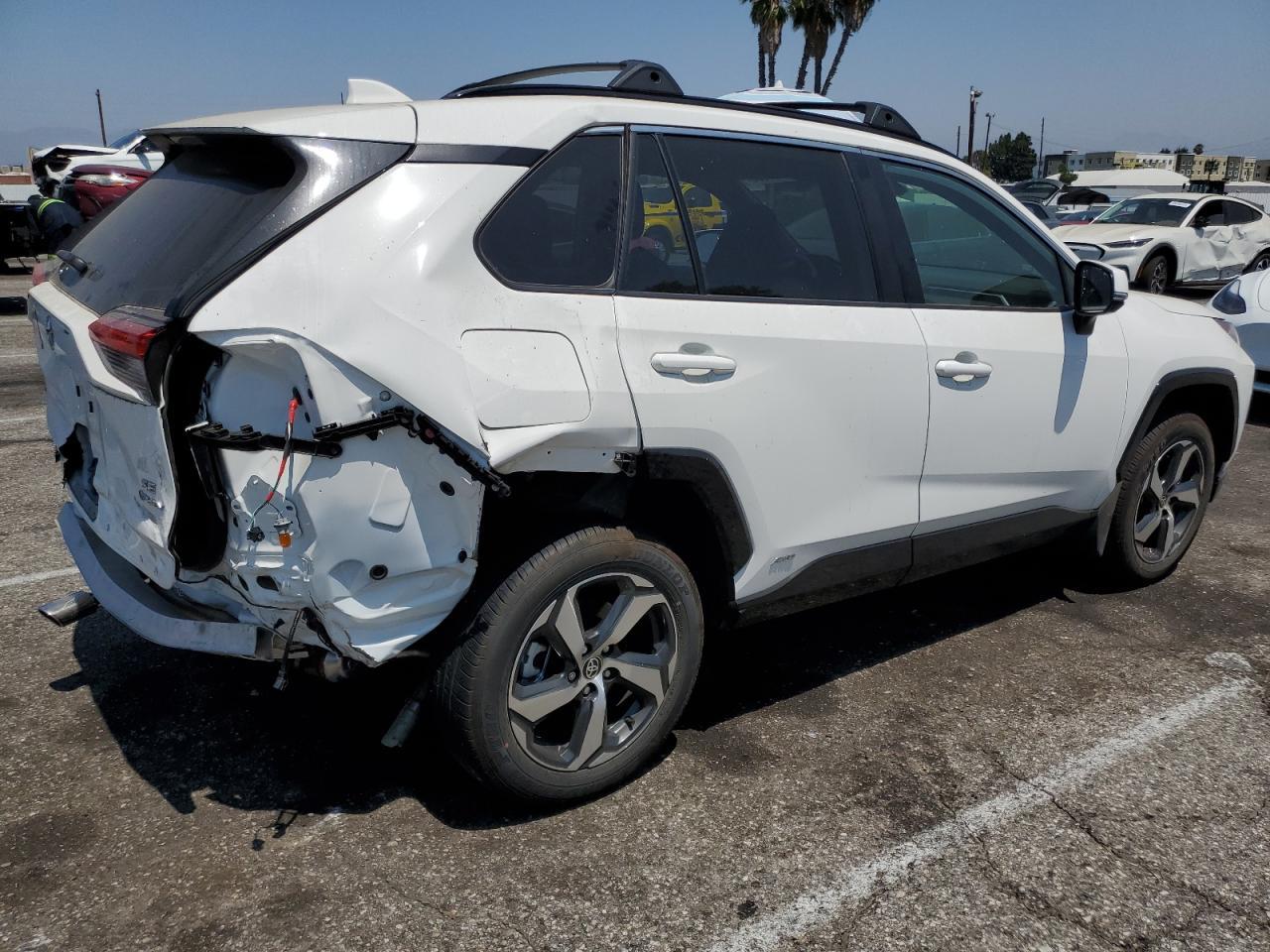 2025 Toyota Rav4 Se - Фото 3