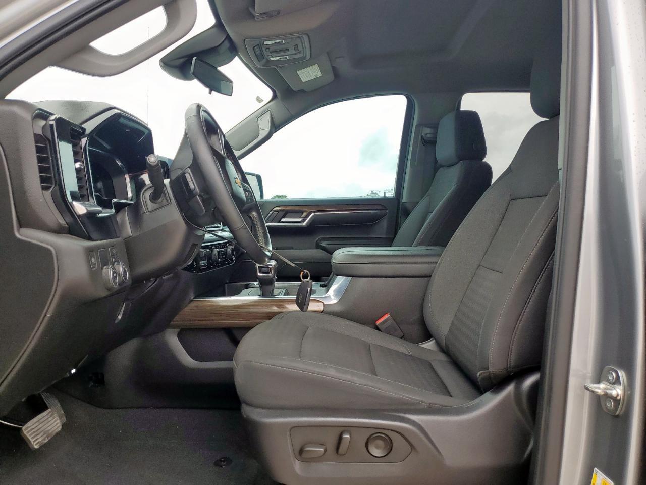 2024 Chevrolet Silverado C1500 Lt - Image 7