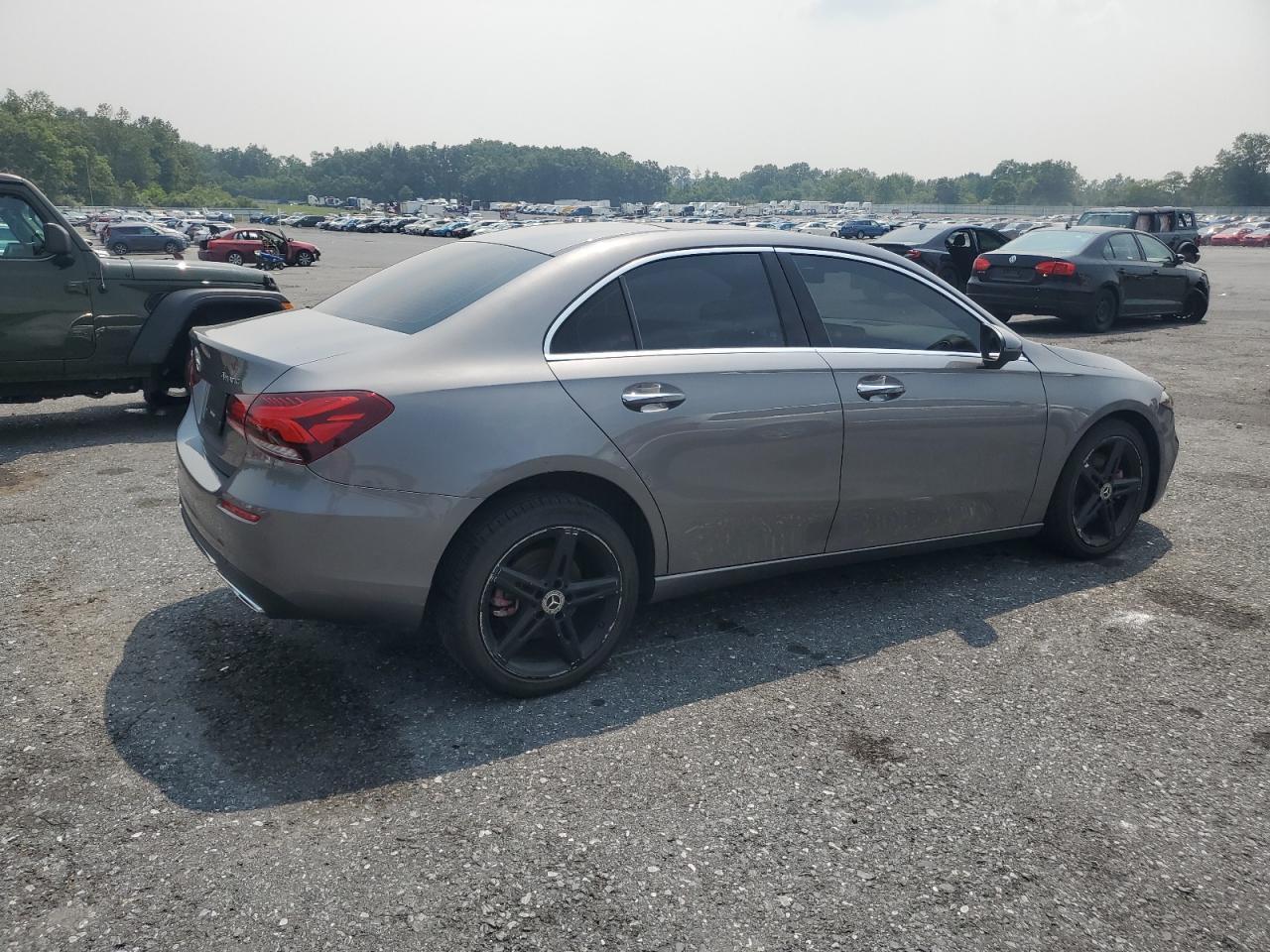 2021 Mercedes-Benz A 220 4Matic - Image 3