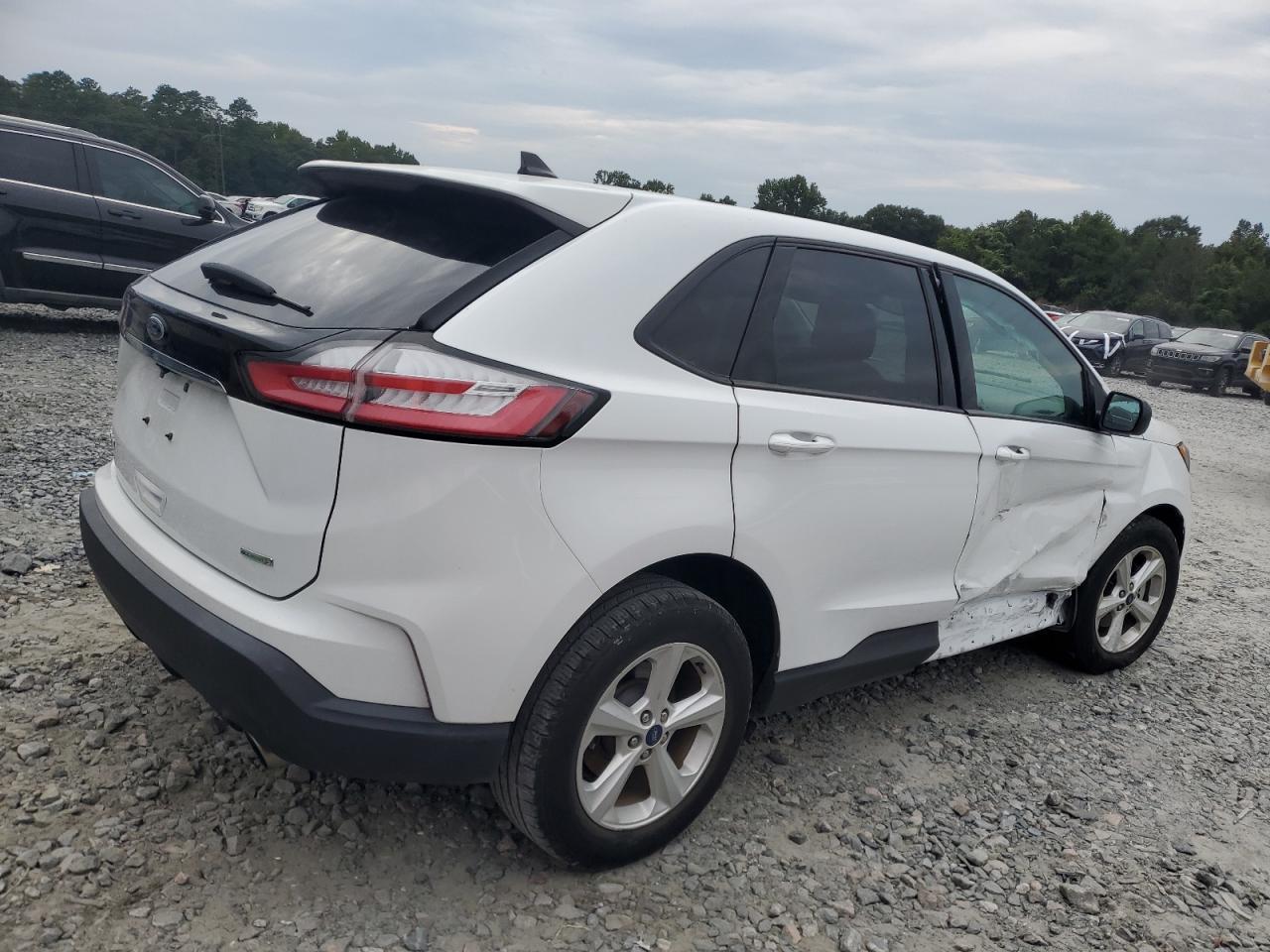 2019 Ford Edge Se - Image 3