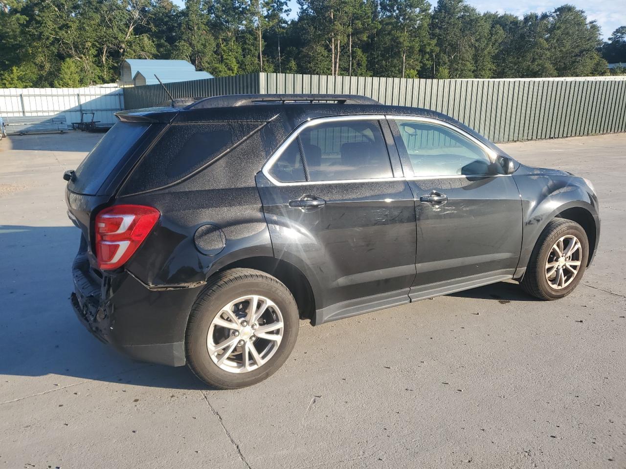 2017 Chevrolet Equinox Lt - Image 3