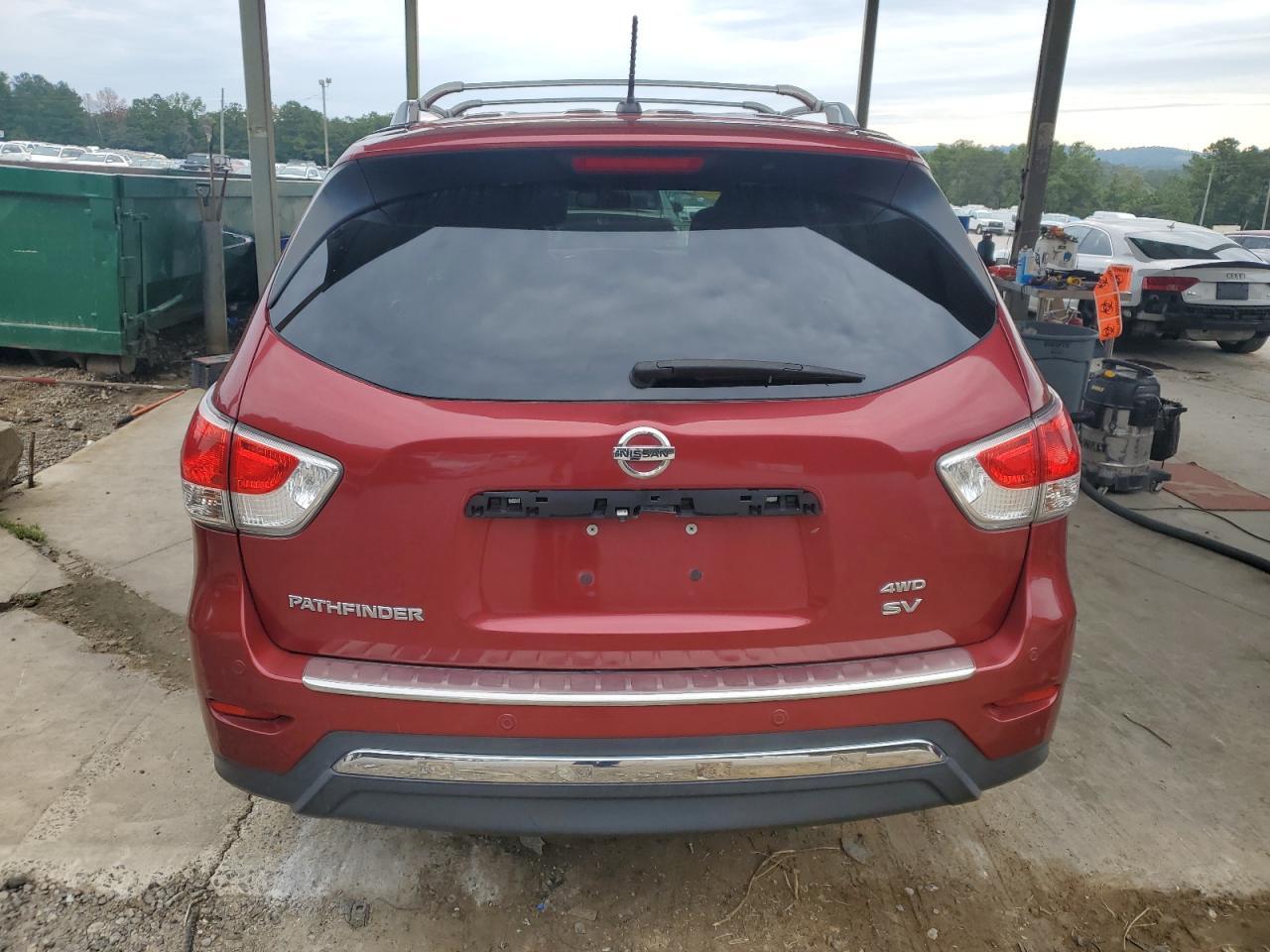 2015 Nissan Pathfinder S - Image 6