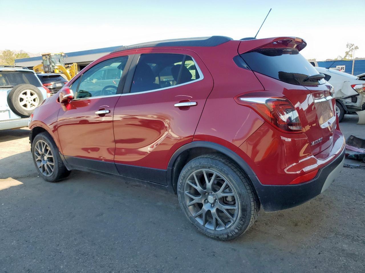 2019 Buick Encore Sport Touring - Фото 2