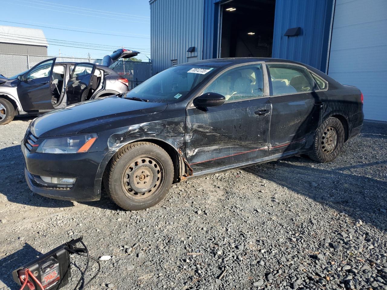 2012 Volkswagen Passat Sel