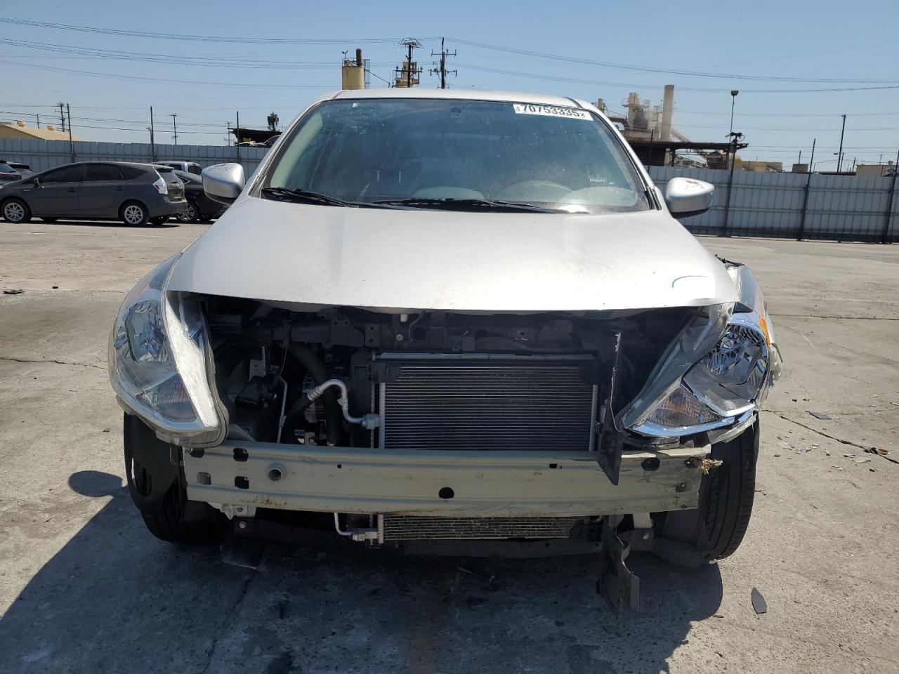 2019 Nissan Versa S - Фото 5