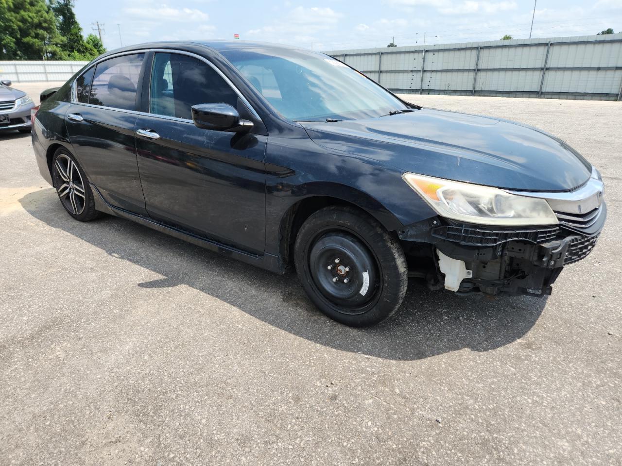 2016 Honda Accord Sport - Image 4
