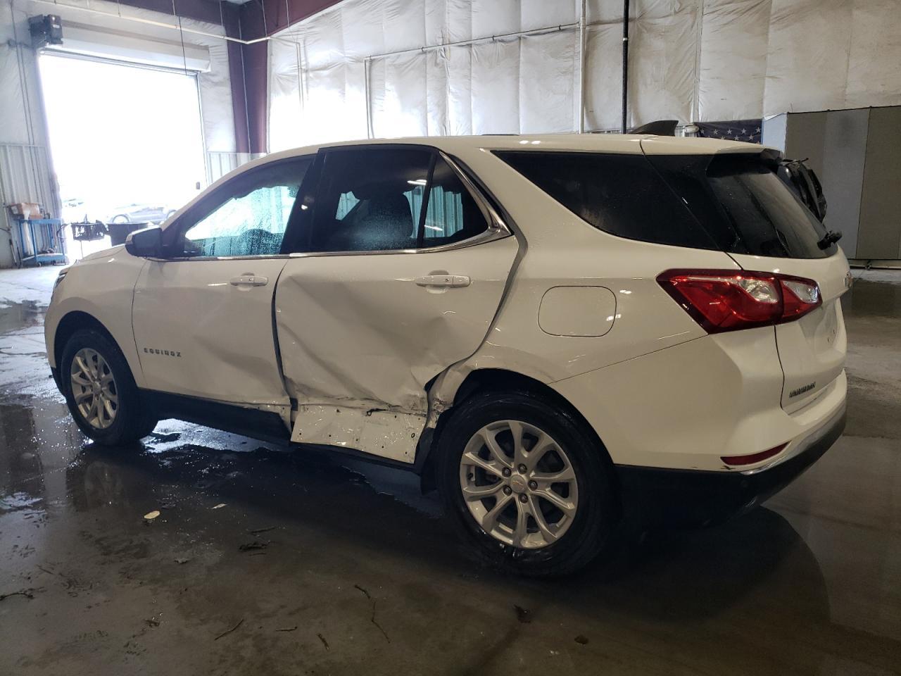 2018 Chevrolet Equinox Lt - Image 2