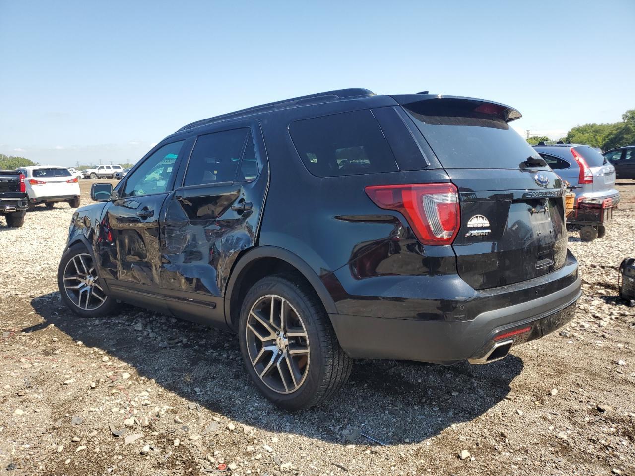 2016 Ford Explorer Sport - Image 2