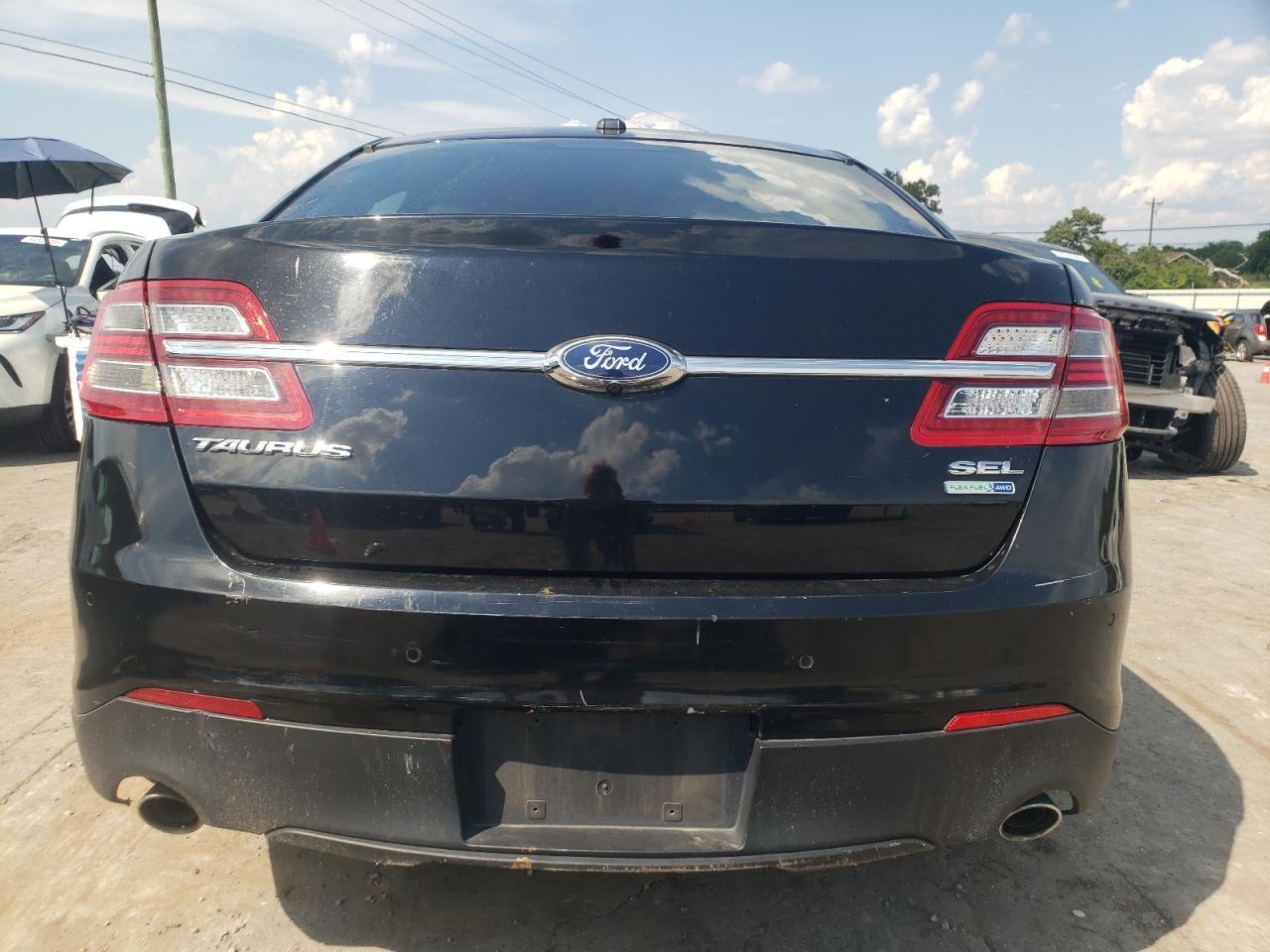 2017 Ford Taurus Sel - Image 6