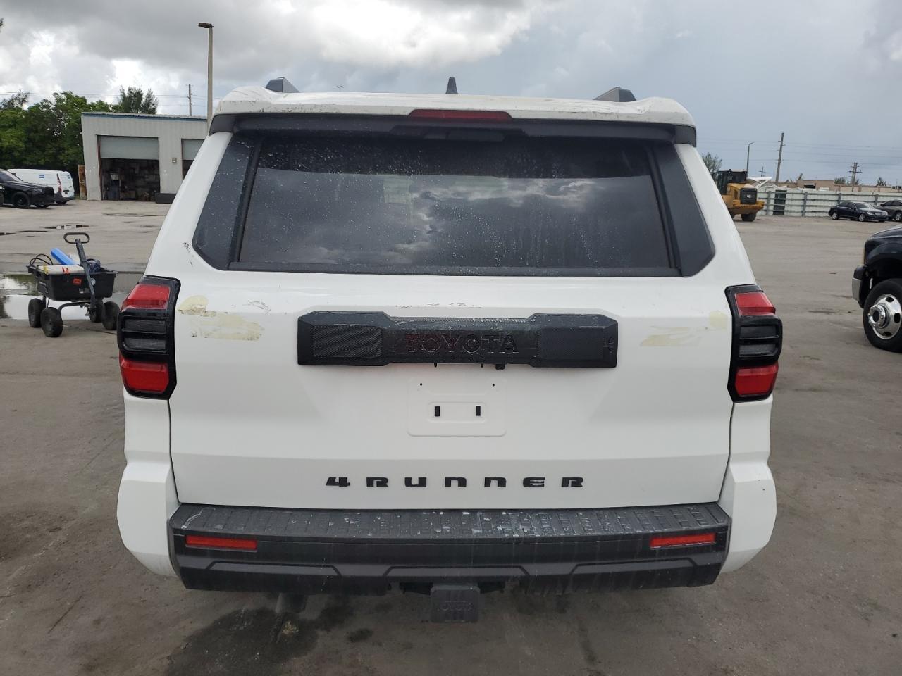 2025 Toyota 4Runner Sr5 - Фото 6